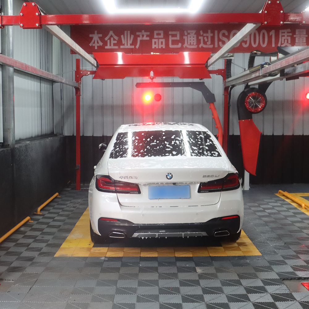 C100 single-arm 360° Brushless car wash machine