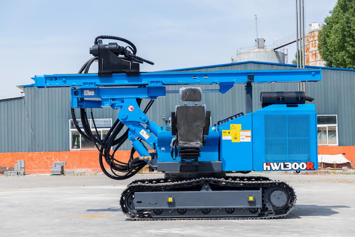 HKL300R Crawler Solar Pile Driver